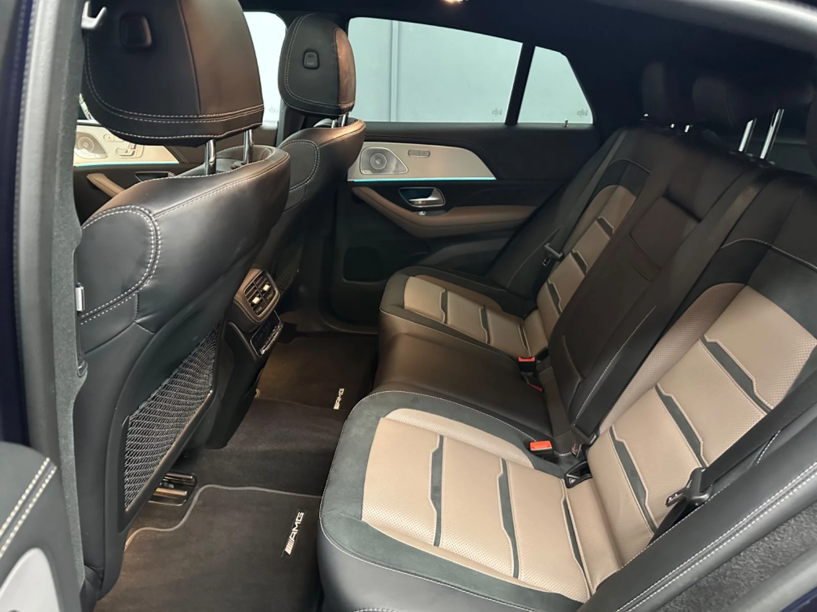 Mercedes-Benz GLE 63 S AMG  4MATIC+ * PANORAMA*  | Mobile.bg   11