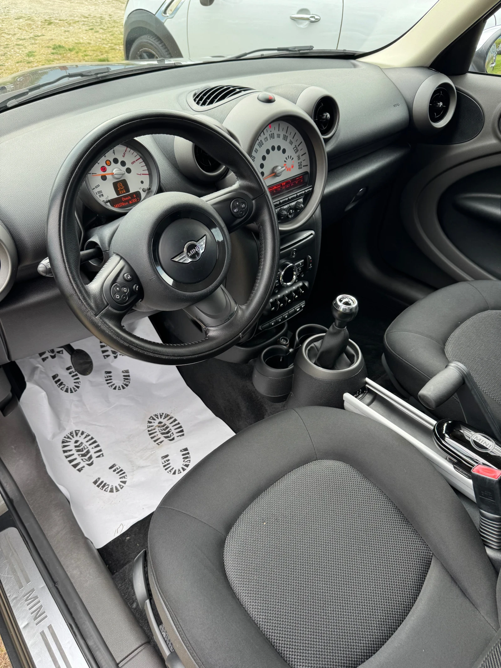 Mini Countryman 1.6 D All4 4x4 - изображение 8