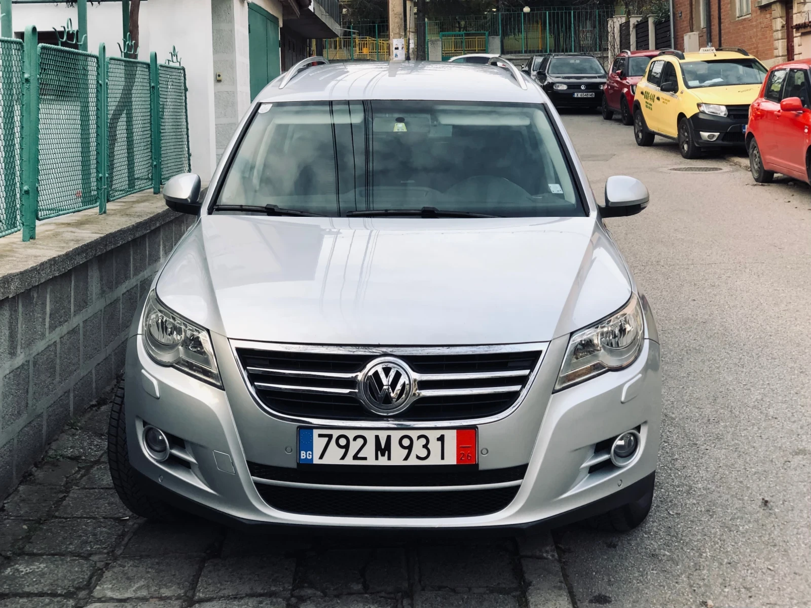 VW Tiguan 2.0TDI 4X4 AUTOMATIC  - изображение 3