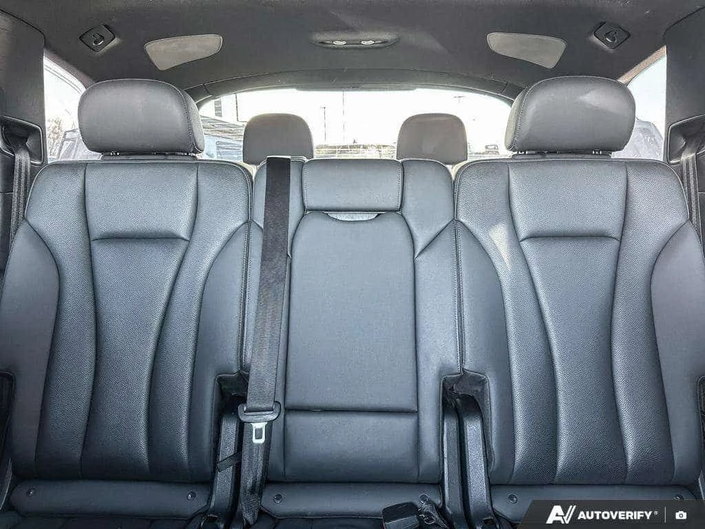 Audi Q7 * Technik * CARFAX * Фиксирана цена до България * , снимка 12 - Автомобили и джипове - 54218524