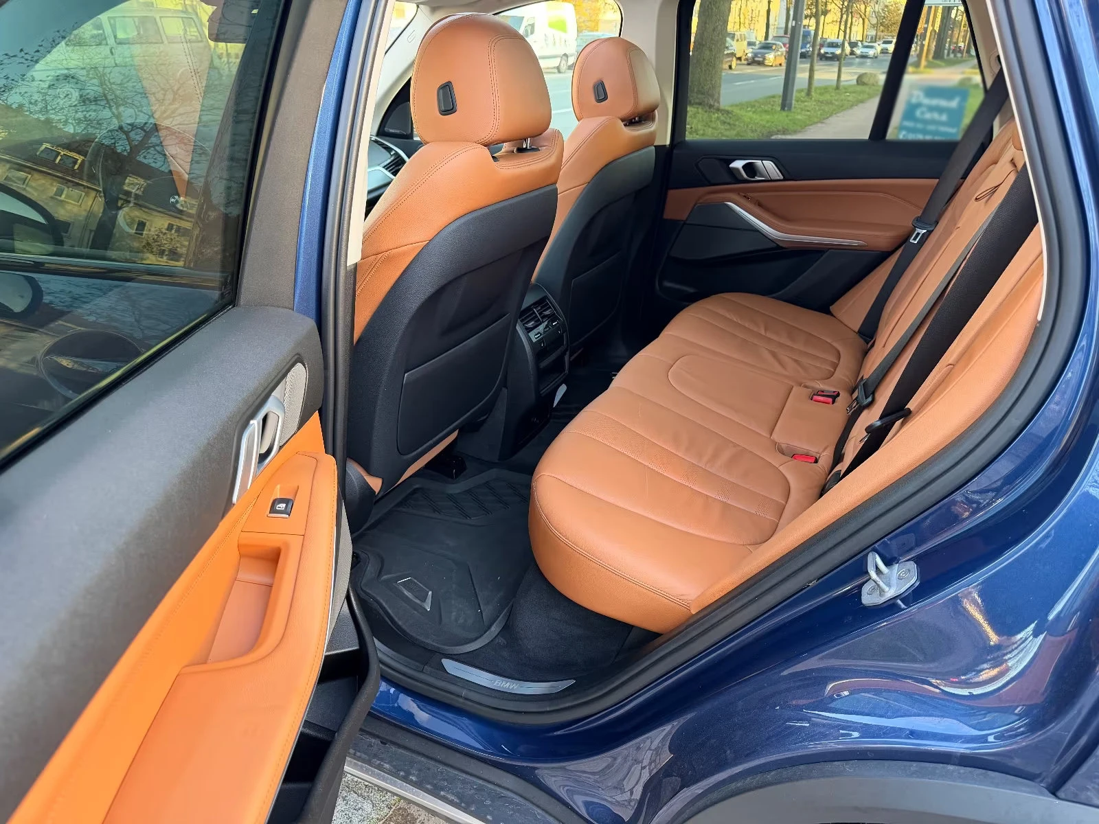 BMW X5 40i/340HP/xDRIVE/INDIVIDUAL/PANO/360/HUD/H&K/186q | Mobile.bg � ����������� 13