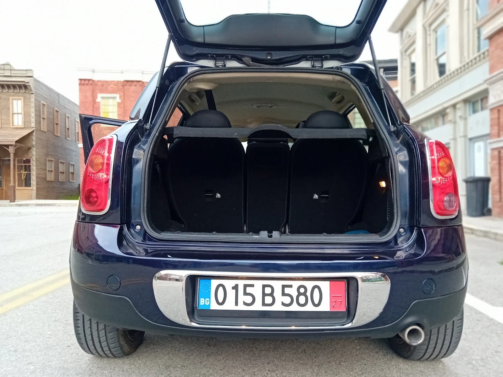 Mini Countryman 2.0D Automatic, снимка 11 - Автомобили и джипове - 54497197