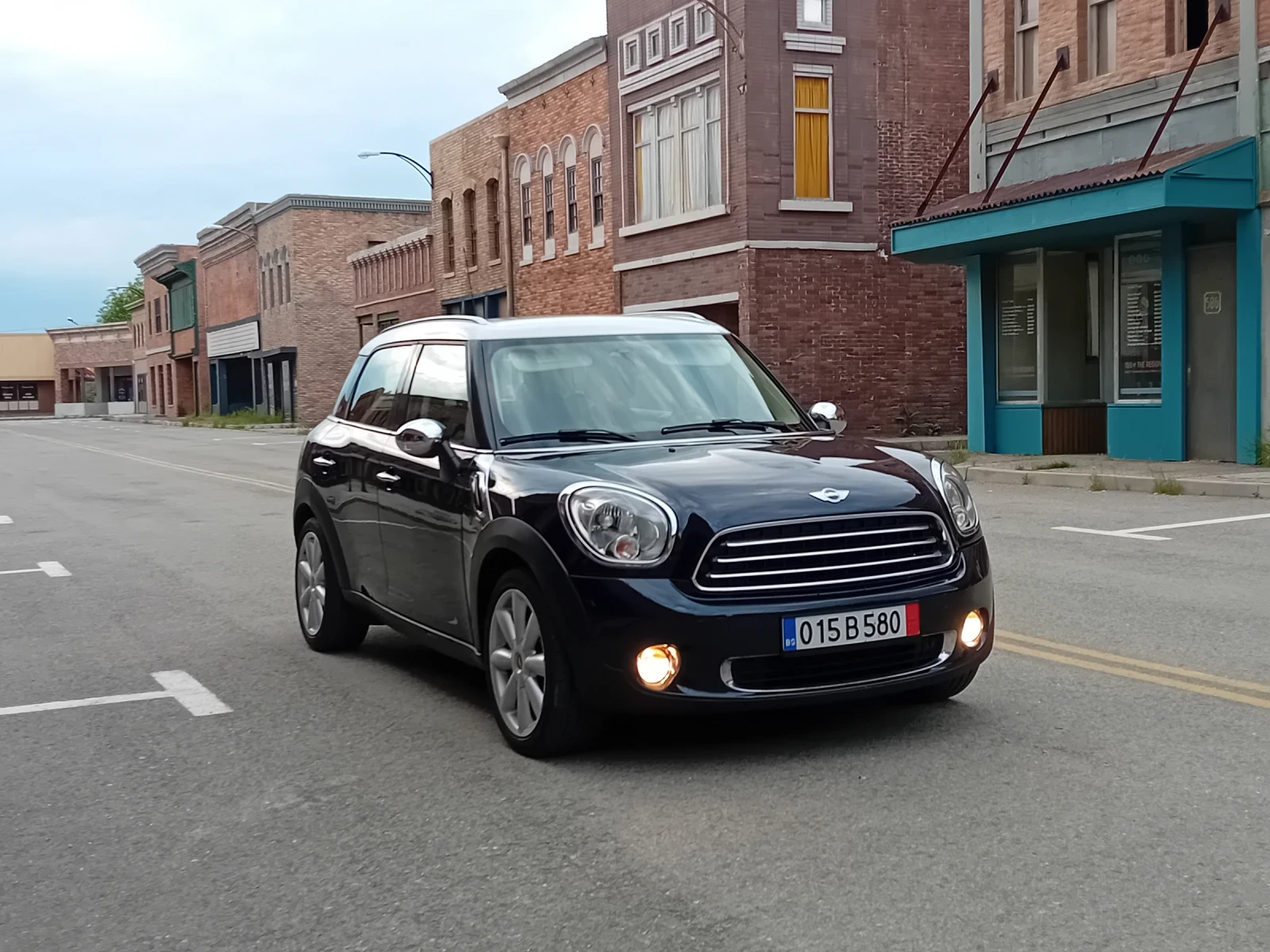 Mini Countryman 2.0D Automatic, снимка 15 - Автомобили и джипове - 54497197