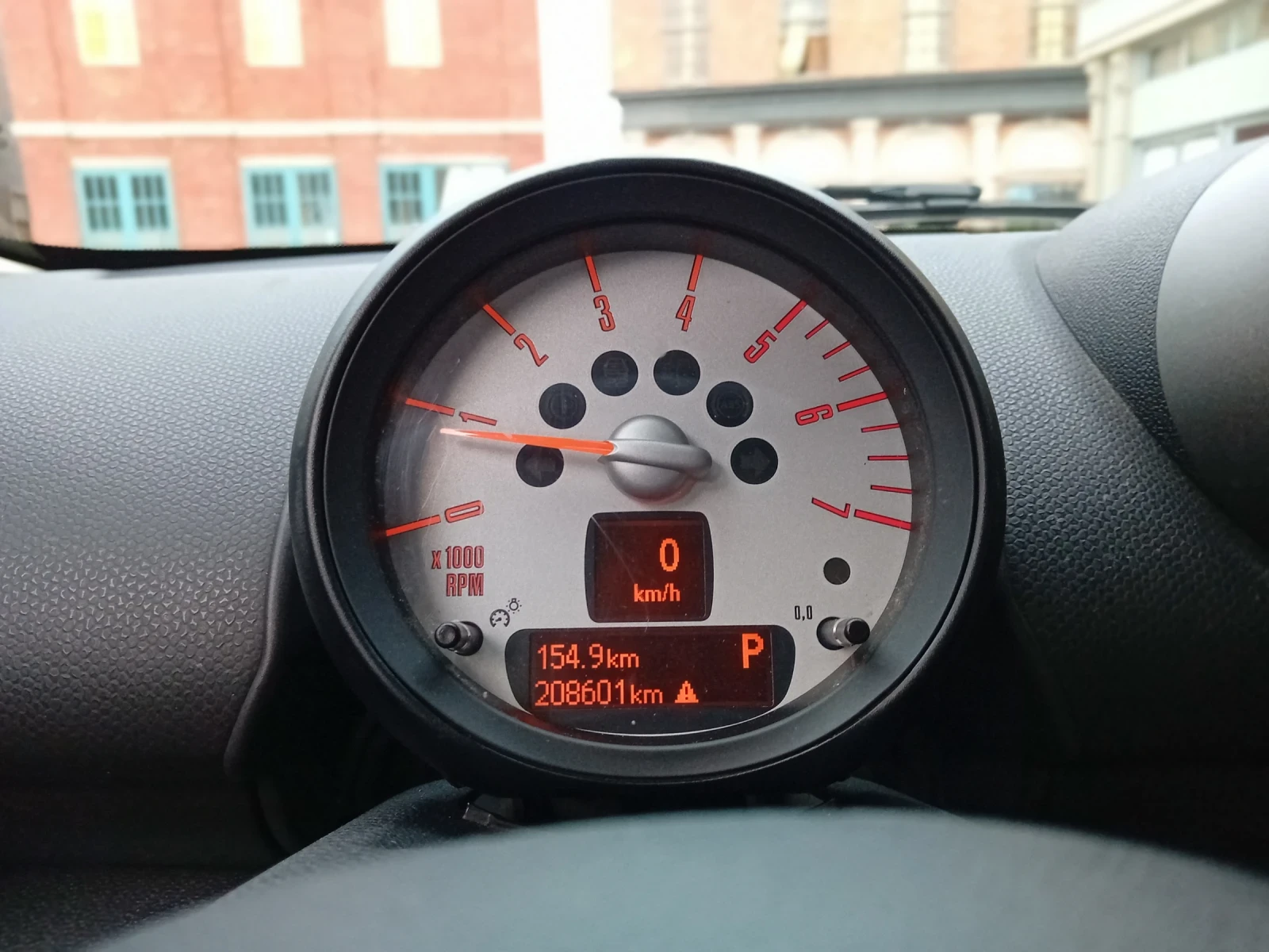Mini Countryman 2.0D Automatic, снимка 12 - Автомобили и джипове - 54497197