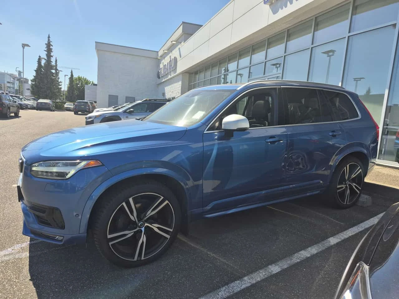 Volvo Xc90 R Design /360/HEAD UP/АВТОКРЕДИТ, снимка 2 - Автомобили и джипове - 54706643