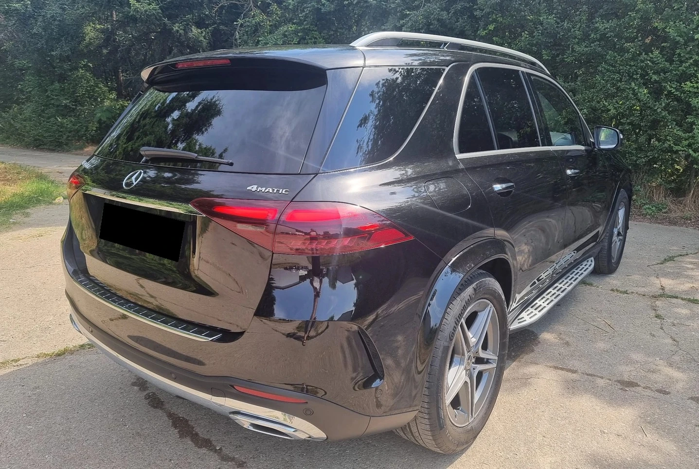 Mercedes-Benz GLE 300 d 4MATIC AMG-Line, снимка 4 - Автомобили и джипове - 55536716