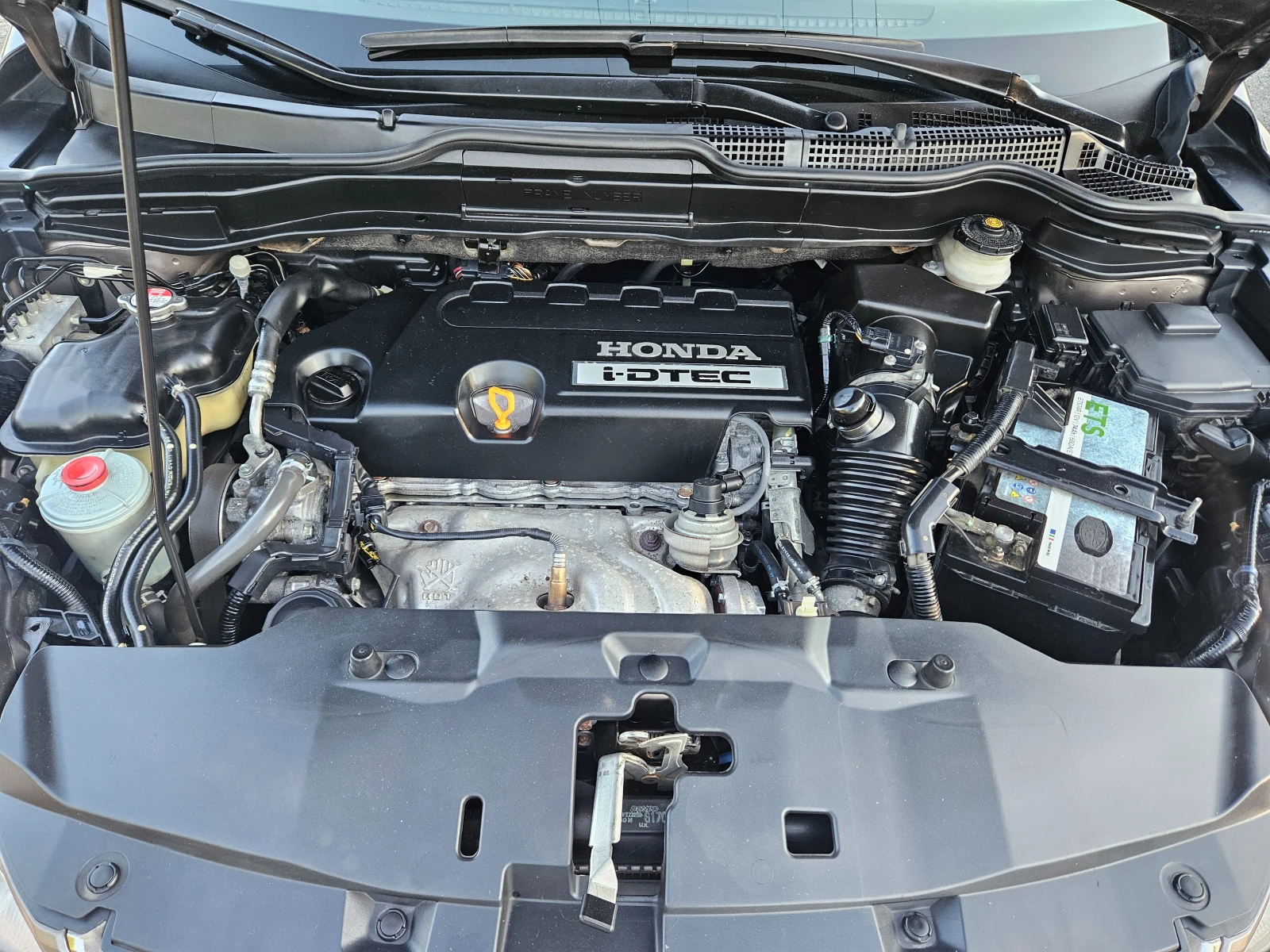 Honda Cr-v 2.2I-DTEC АВТОМАТИК, снимка 16 - Автомобили и джипове - 55556220