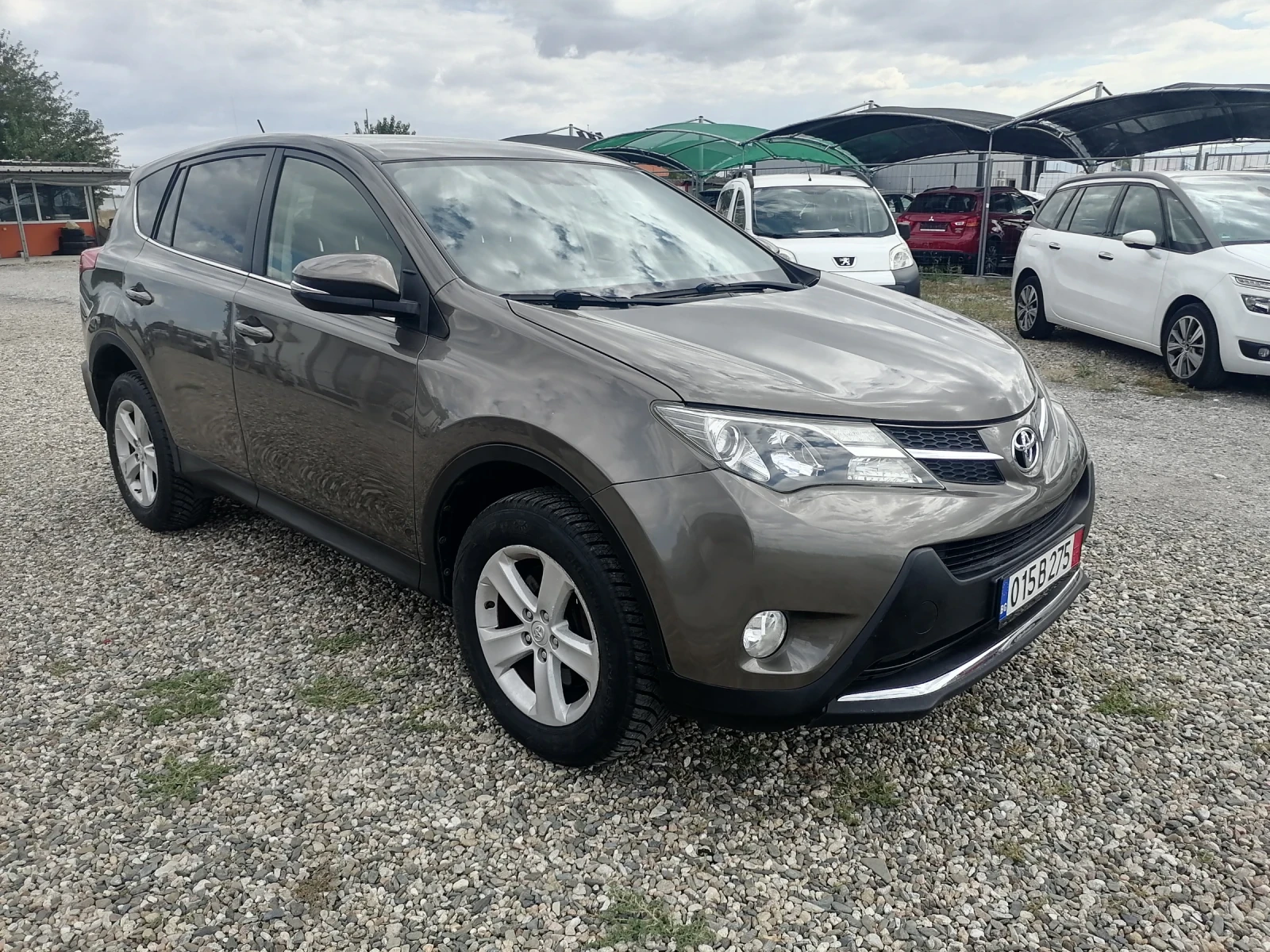 Toyota Rav4 2, 0 D4D, снимка 2 - Автомобили и джипове - 56312855