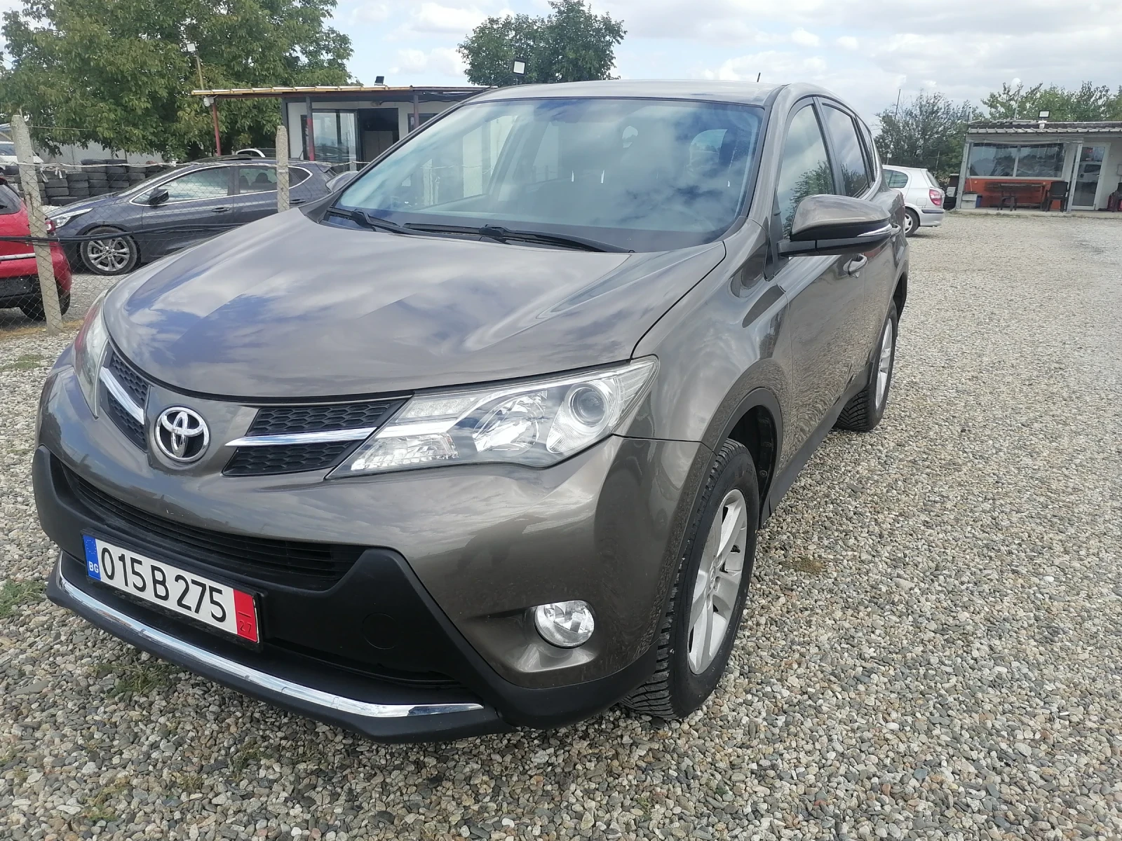Toyota Rav4 2, 0 D4D, снимка 8 - Автомобили и джипове - 56312855