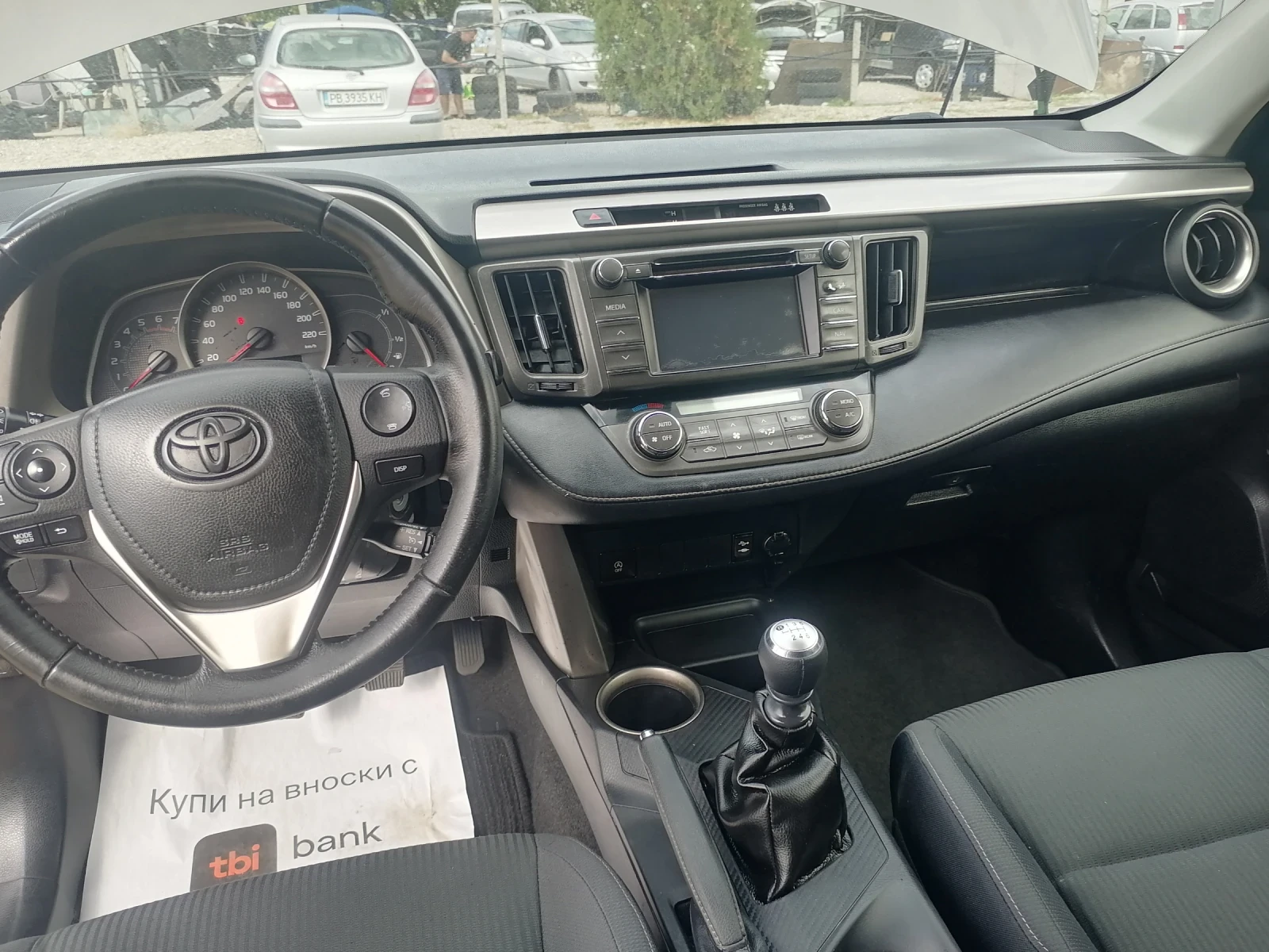 Toyota Rav4 2, 0 D4D, снимка 11 - Автомобили и джипове - 56312855
