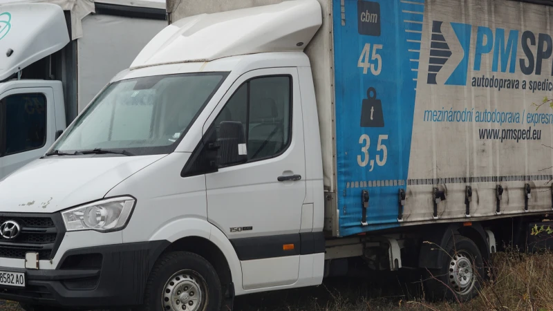 Hyundai H350 2.5 150hp, снимка 3 - Бусове и автобуси - 52343612