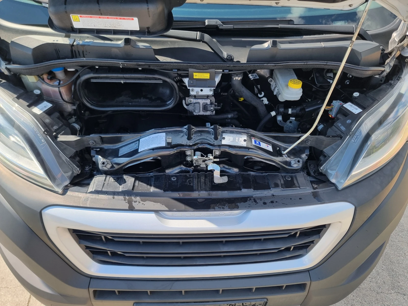 Peugeot Boxer 2.2d-6sk-Euro-6D, снимка 9 - Бусове и автобуси - 56152826