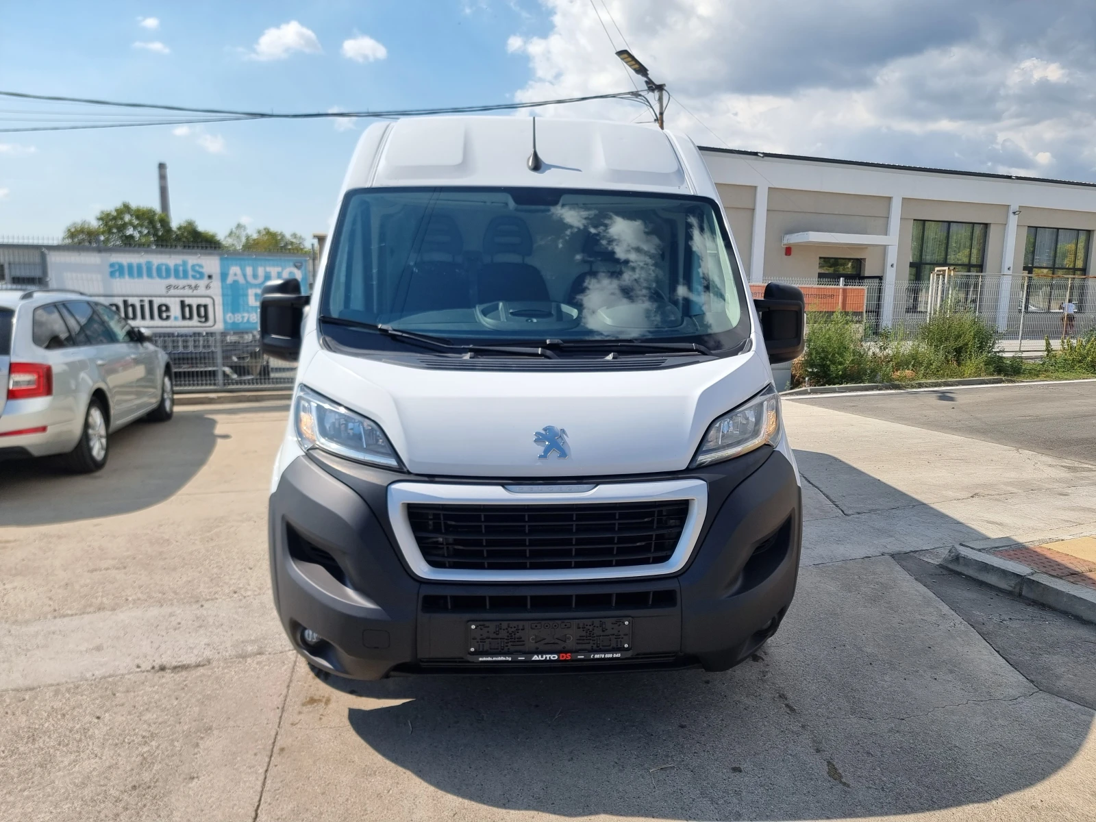 Peugeot Boxer 2.2d-6sk-Euro-6D, снимка 2 - Бусове и автобуси - 56152826