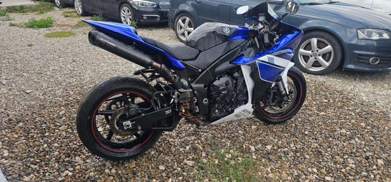 Yamaha YZF-R1 Big Bang Facelift, снимка 2 - Мотоциклети и мототехника - 53042999