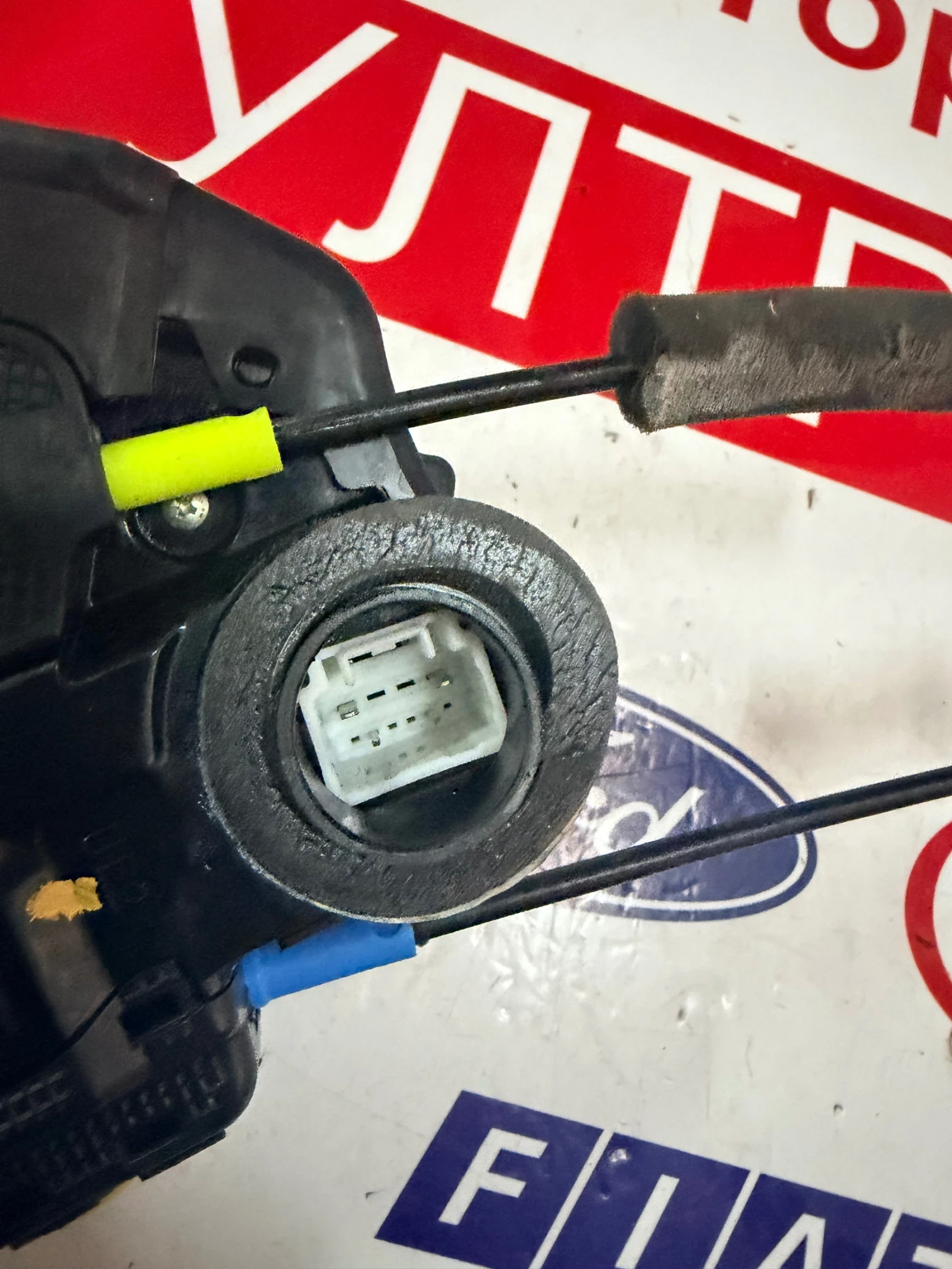 Задна лява брава TOYOTA COROLLA 2020 , снимка 2 - Части - 54070731