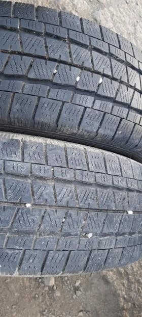 Гуми Зимни 205/65R16, снимка 1