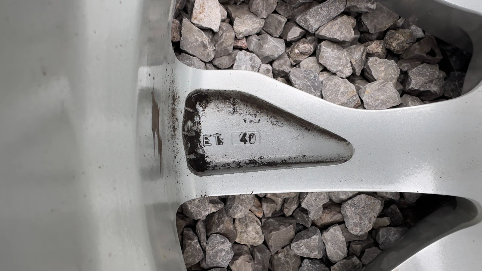 ���� � ������ 245/45R18 �� Renault | Mobile.bg � ����������� 15