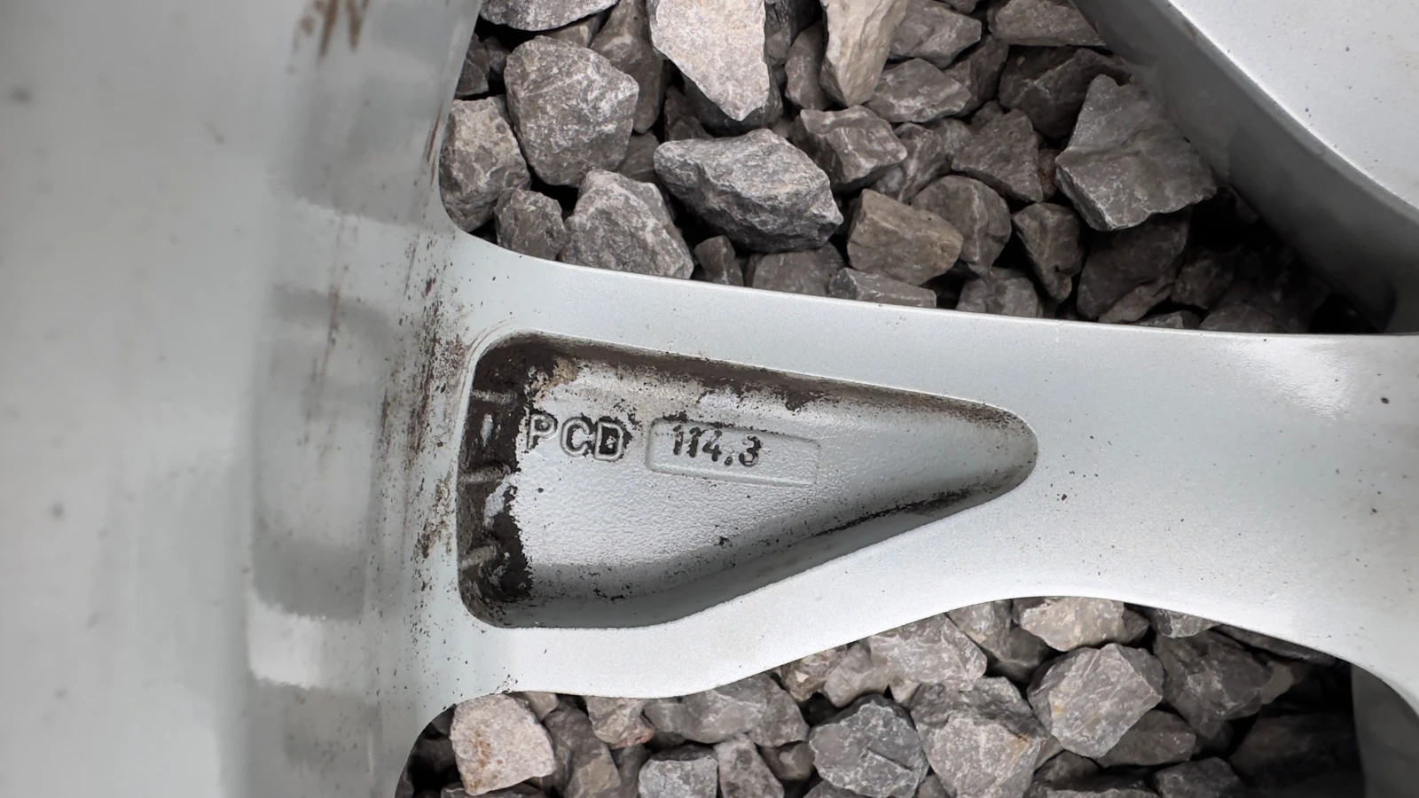 ���� � ������ 245/45R18 �� Renault | Mobile.bg � ����������� 16