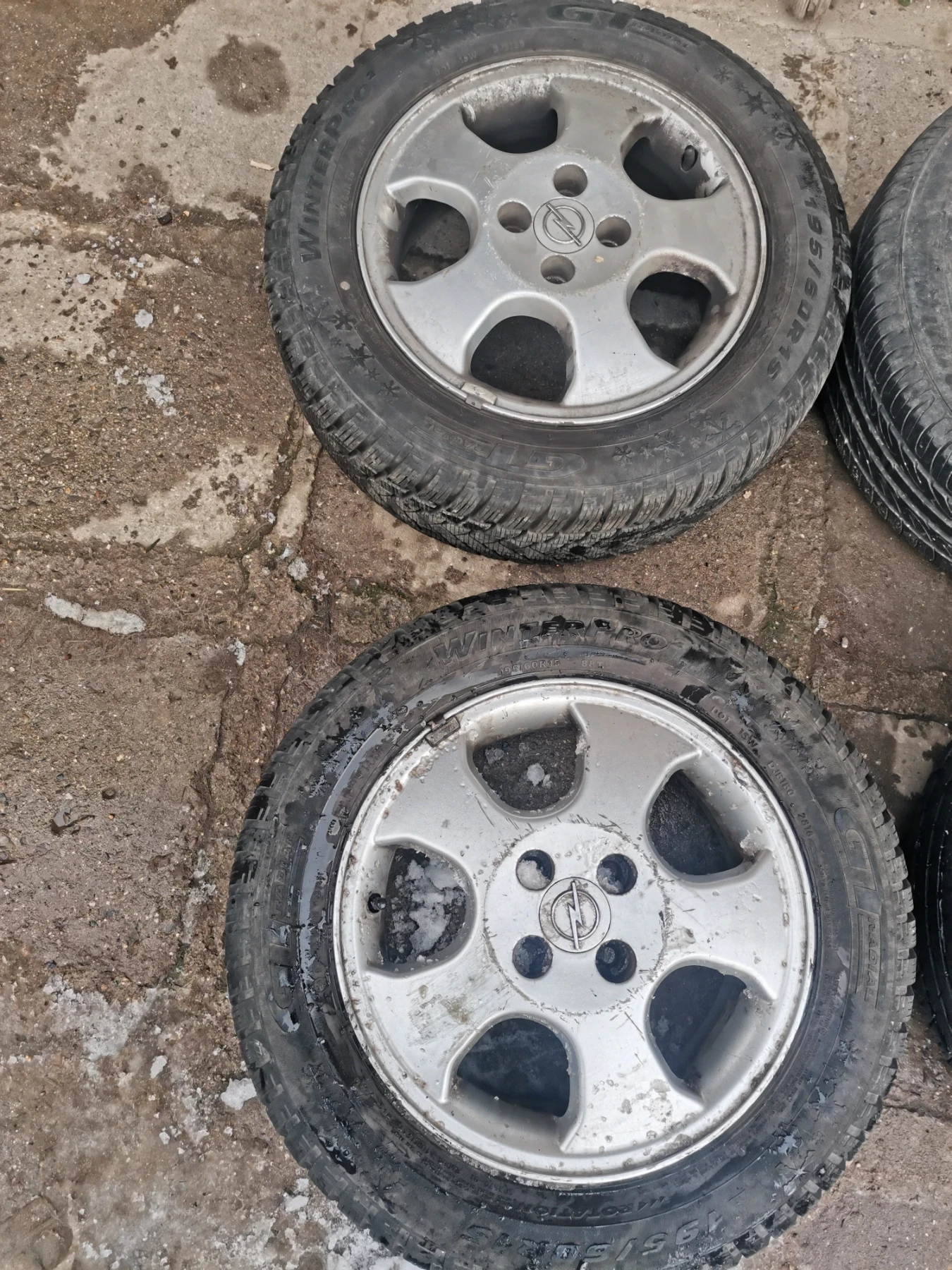 ���� � ������ 195/60R15 �� Opel | Mobile.bg � ����������� 4