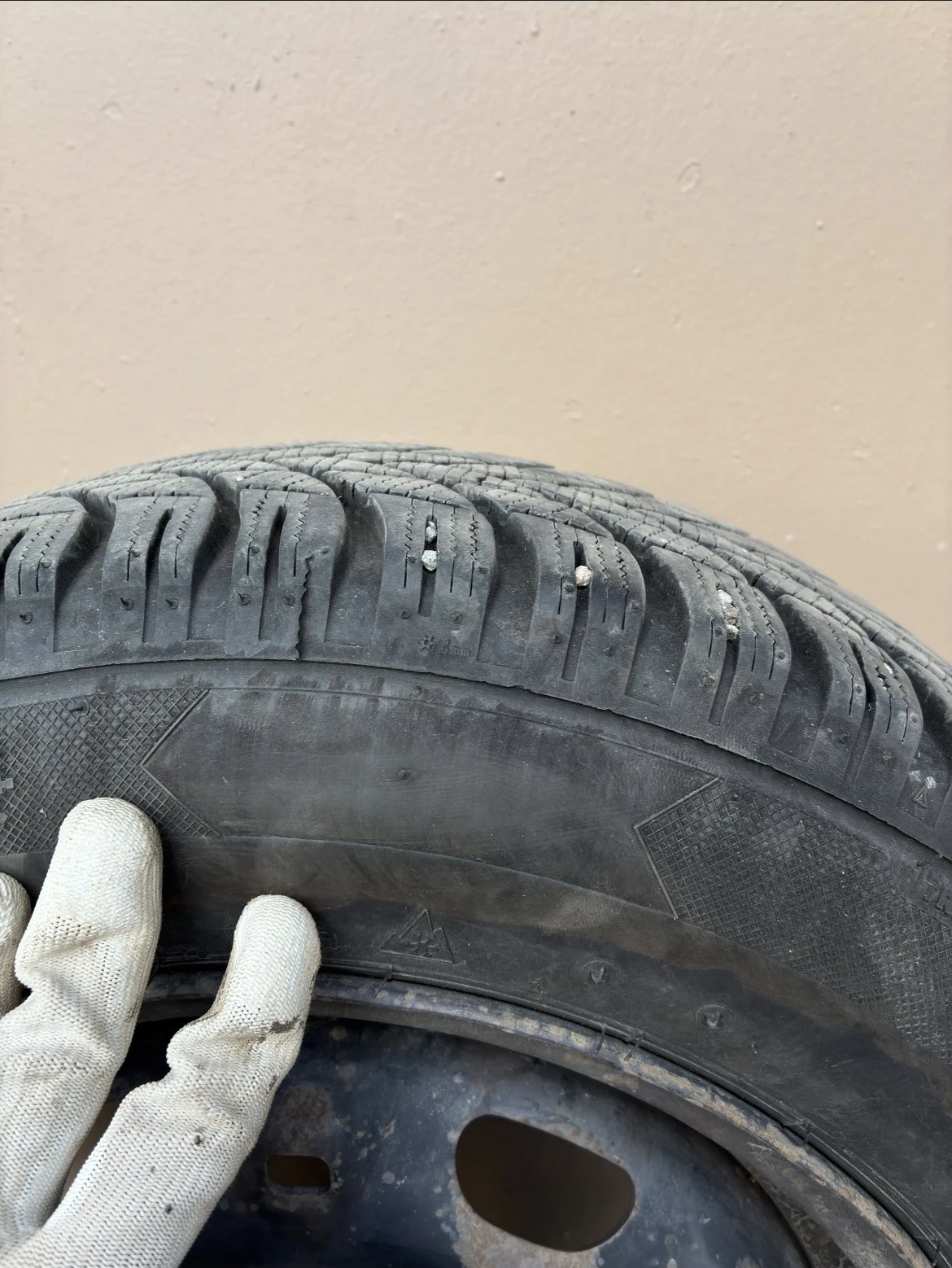 Гуми с джанти Lassa 175/70R14, снимка 3 - Гуми и джанти - 56295383