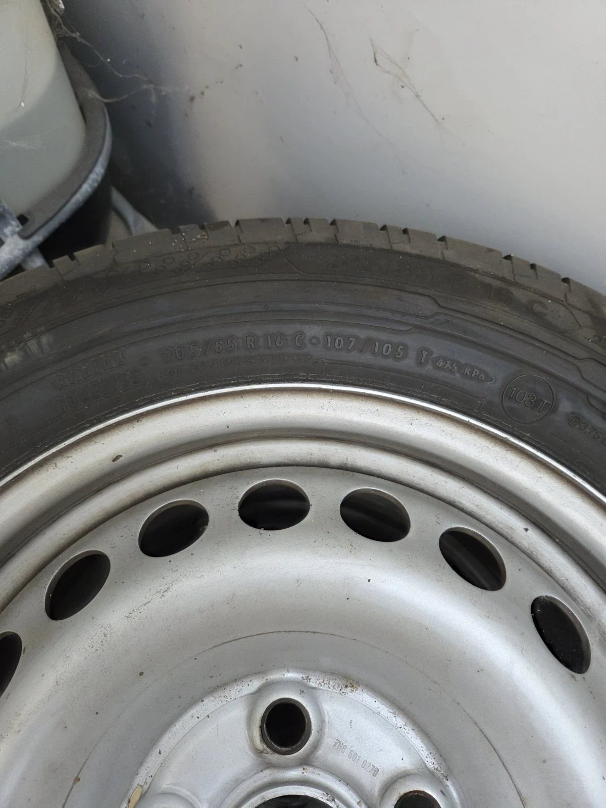 ���� � ������ 205/65R16 | Mobile.bg � ����������� 3