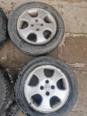 ����� �� �������� �� ���� � ������ 195/60R15 �� Opel