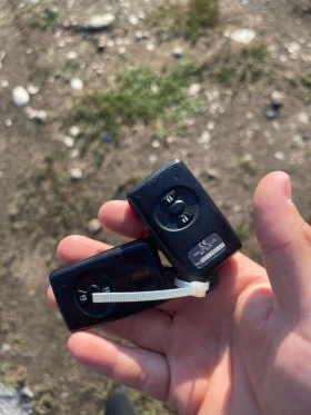 Toyota Auris 2.2D-CAT 177кс. НА ЧАСТИ, снимка 16