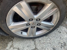 Toyota Auris 2.2D-CAT 177кс. НА ЧАСТИ, снимка 6