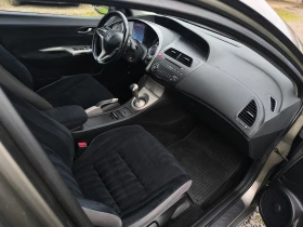 Honda Civic 1.8i-VTEC-140кс-6 скорости-КЛИМАТРОНИК-КСЕНОН-, снимка 14