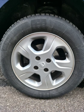 Dacia Sandero Автоматик/Навигация/Ел.стъкла/Климатик, снимка 15