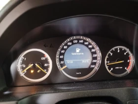 Mercedes-Benz C 220, снимка 9