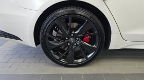 Genesis G70 Sports Package, Wide sunroof, снимка 17