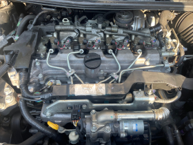 Toyota Auris 2.2D-CAT 177кс. НА ЧАСТИ, снимка 17