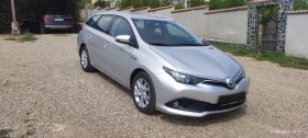 Toyota Auris 1.8 Hybrid , снимка 4