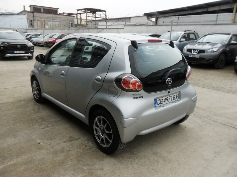 Toyota Aygo 1, 0i-KLIMATIK-FACE-БГрегистрация, снимка 7 - Автомобили и джипове - 44682892