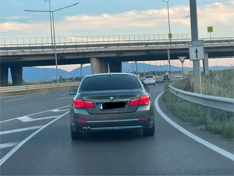 BMW 530 X Drive, снимка 12 - Автомобили и джипове - 47409071