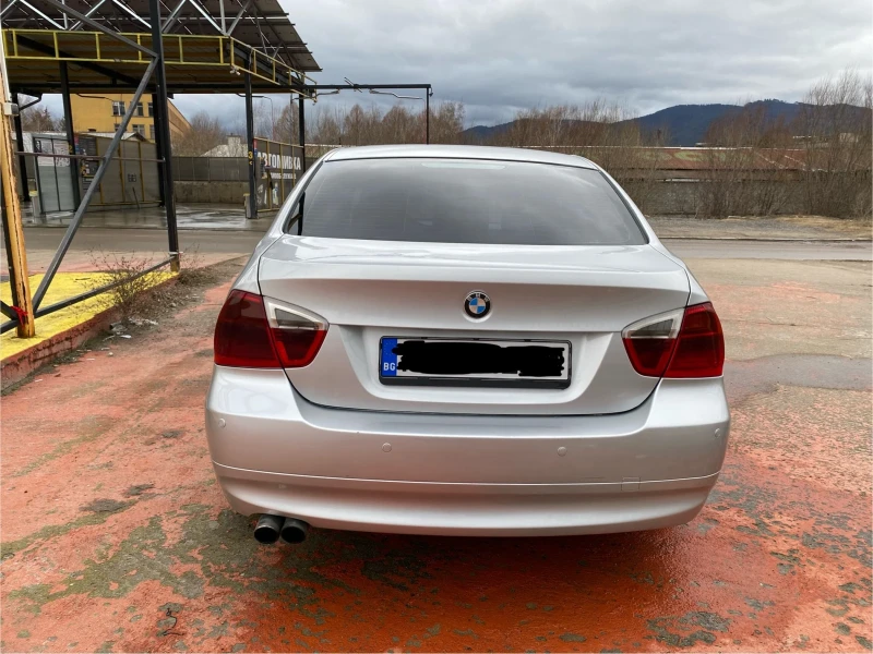 BMW 320, снимка 4 - Автомобили и джипове - 48484030