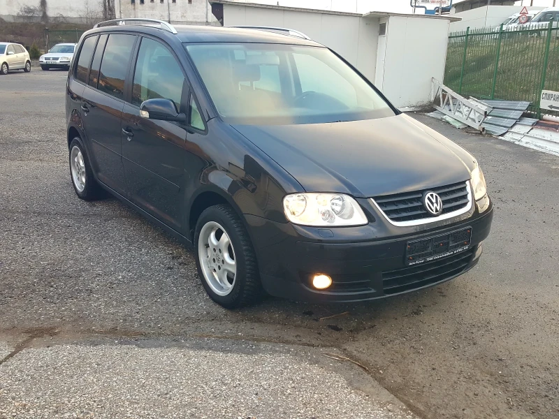 VW Touran FACELIFT, снимка 1 - Автомобили и джипове - 49042824