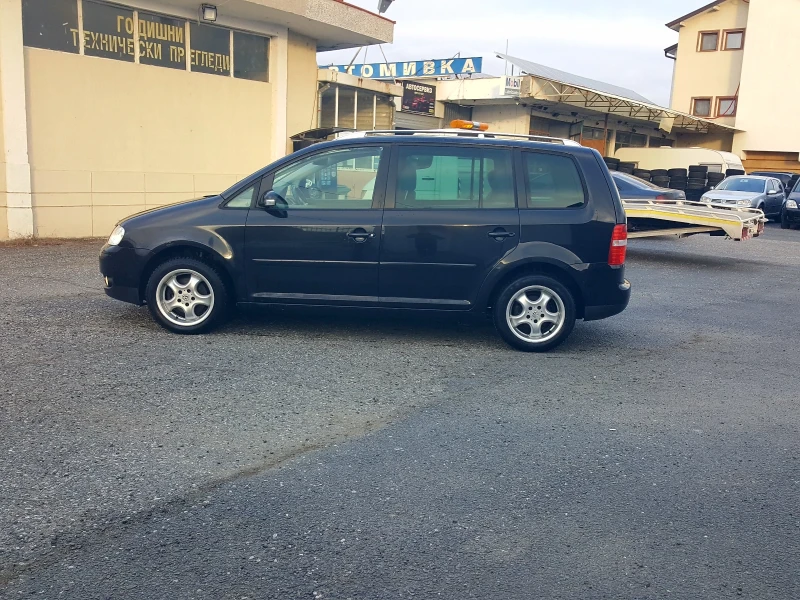 VW Touran FACELIFT, снимка 6 - Автомобили и джипове - 49042824