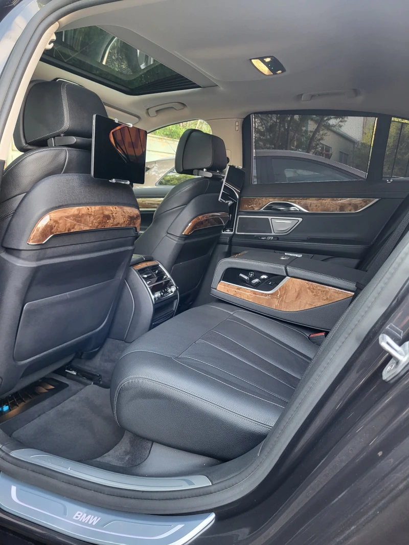 BMW 740 740XD-FUL-TOP, снимка 11 - Автомобили и джипове - 50259791