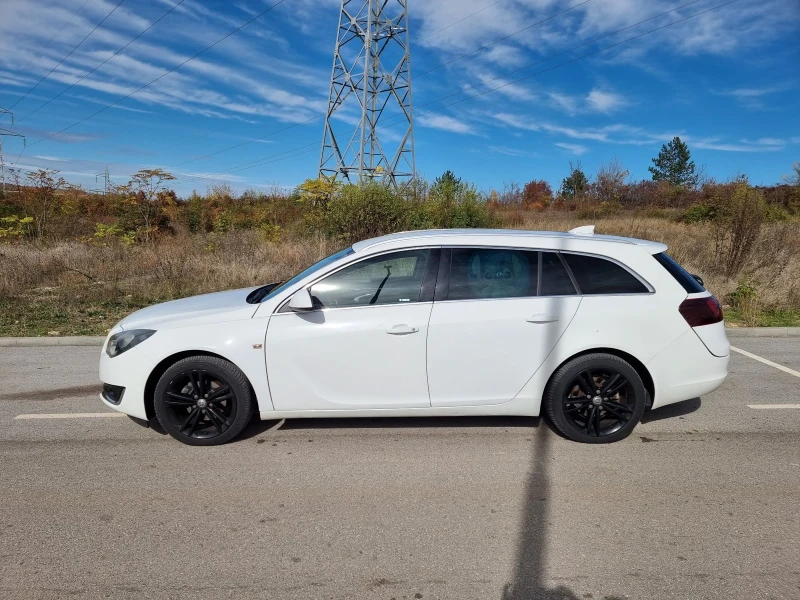 Opel Insignia 1.6 CDTI, снимка 9 - Автомобили и джипове - 51172817