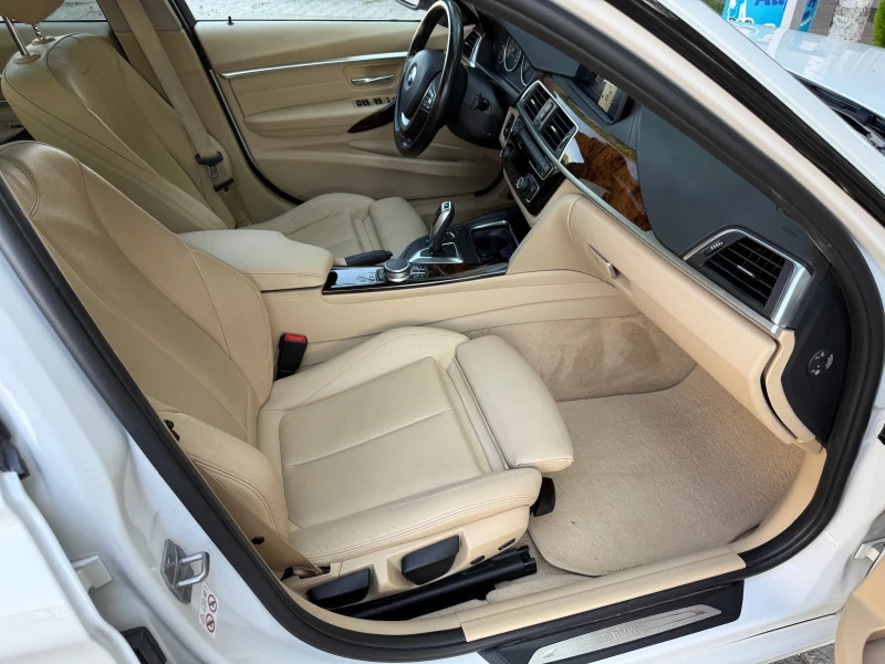 BMW 330 xDrive, снимка 12 - Автомобили и джипове - 51205717