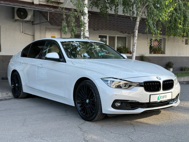 BMW 330 xDrive, снимка 3 - Автомобили и джипове - 51205717