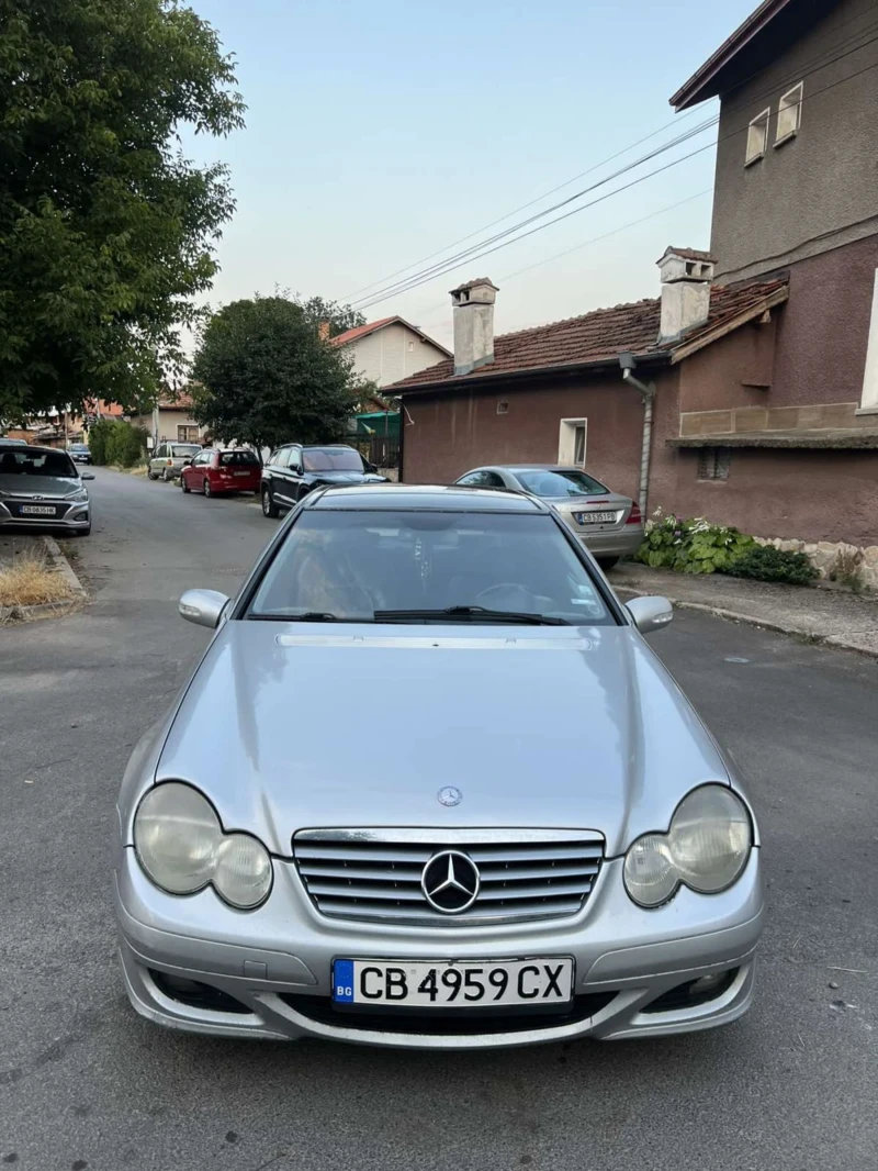 Mercedes-Benz C 220, снимка 6 - Автомобили и джипове - 51396149