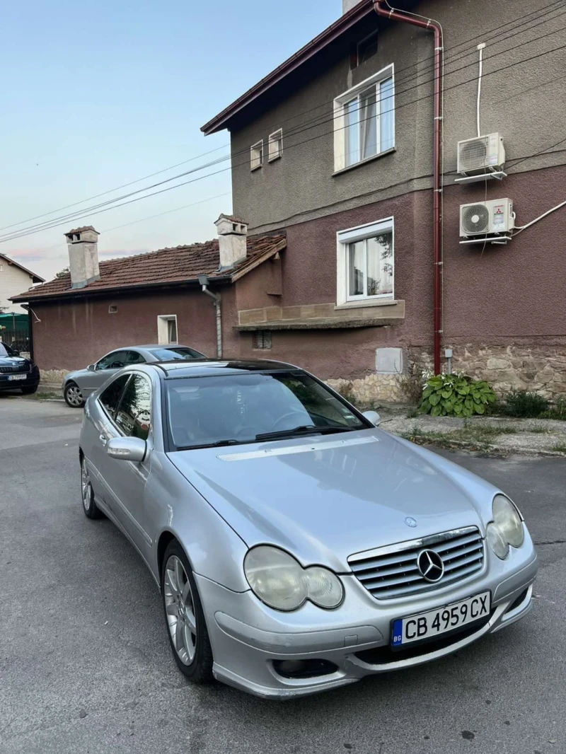 Mercedes-Benz C 220, снимка 5 - Автомобили и джипове - 51396149