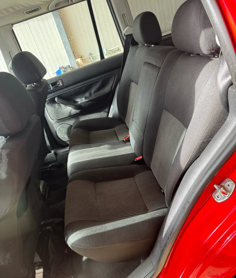 VW Golf, снимка 7 - Автомобили и джипове - 52096234