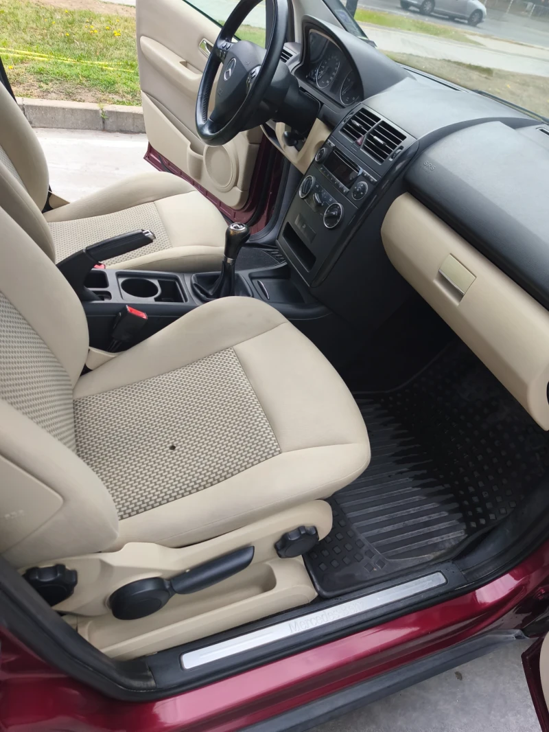 Mercedes-Benz 180 CDI, снимка 7 - Автомобили и джипове - 52530042