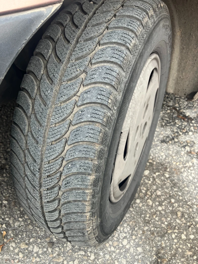 Fiat Punto Бензин + Газ, снимка 9 - Автомобили и джипове - 52686698