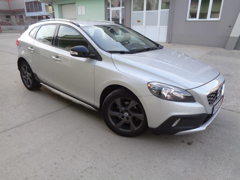 Volvo V40 Cross Country 1.6HDI-D2-115-BARTER-LIZING, снимка 2 - Автомобили и джипове - 52840100