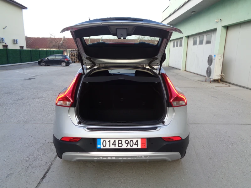 Volvo V40 Cross Country 1.6HDI-D2-115-BARTER-LIZING, снимка 7 - Автомобили и джипове - 52840100